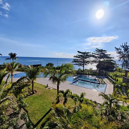 Ocean Point Beach Front Apartment Пуант-о-Пиман Экстерьер фото