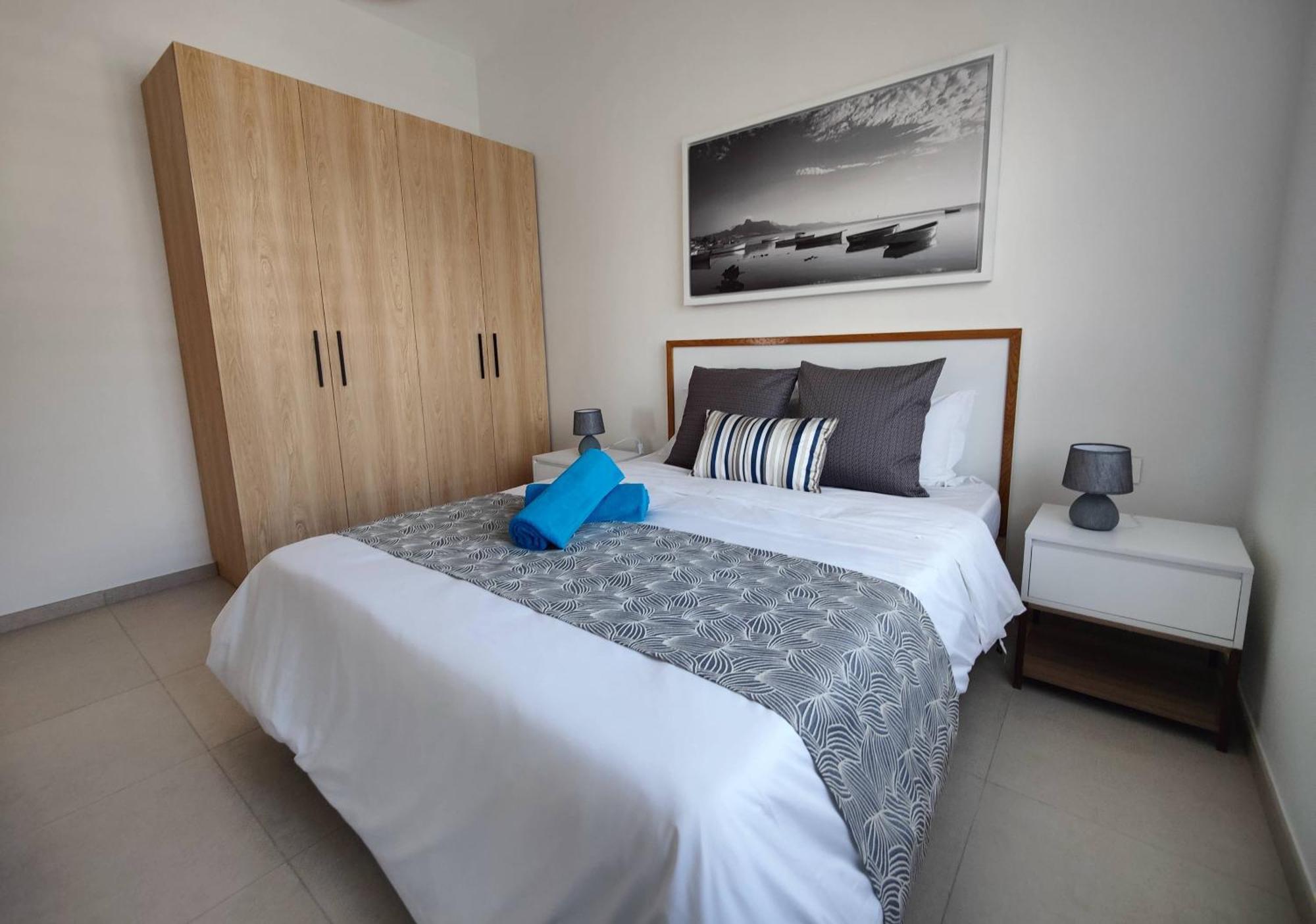 Ocean Point Beach Front Apartment Пуант-о-Пиман Экстерьер фото